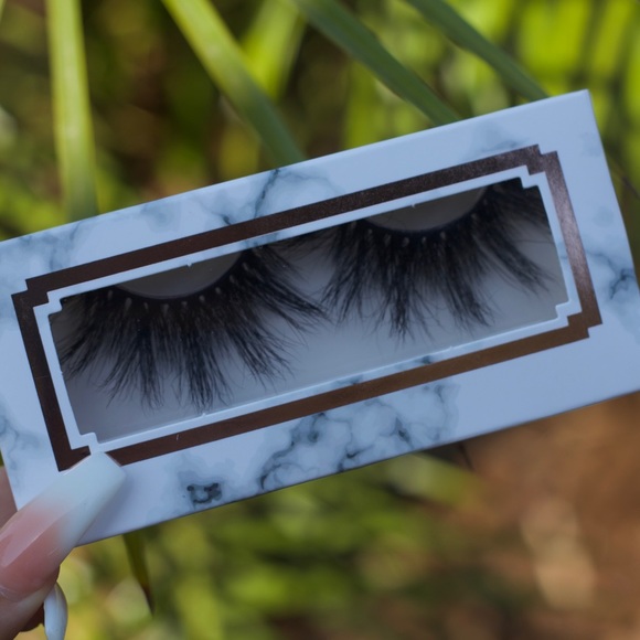 25𝑀𝑀 “𝐶𝐴𝑀𝐵𝐼𝑂𝑁𝐴“ 𝐿𝐴𝑆𝐻𝐸𝑆 - Picture 2 of 3